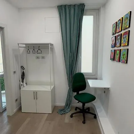 Apartament Design & Comfort In Centro Apartment Genoa